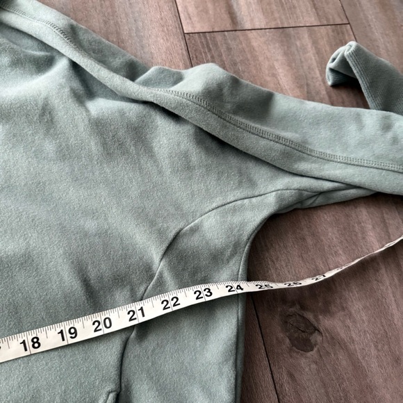Sweaty Betty Liberate Luxe Fleece Hoodie green mist size 8 medium - Picture 8 of 10